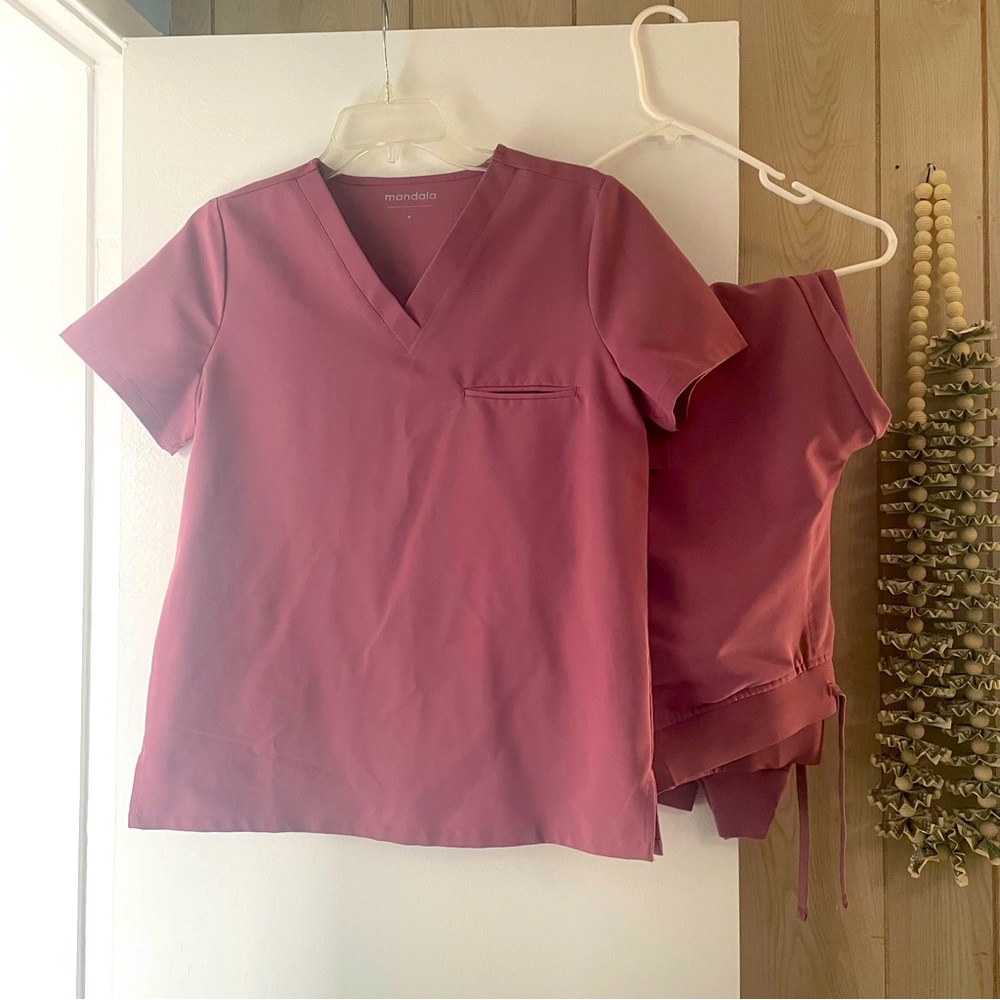 Mandala Scrub Set “Mauve”